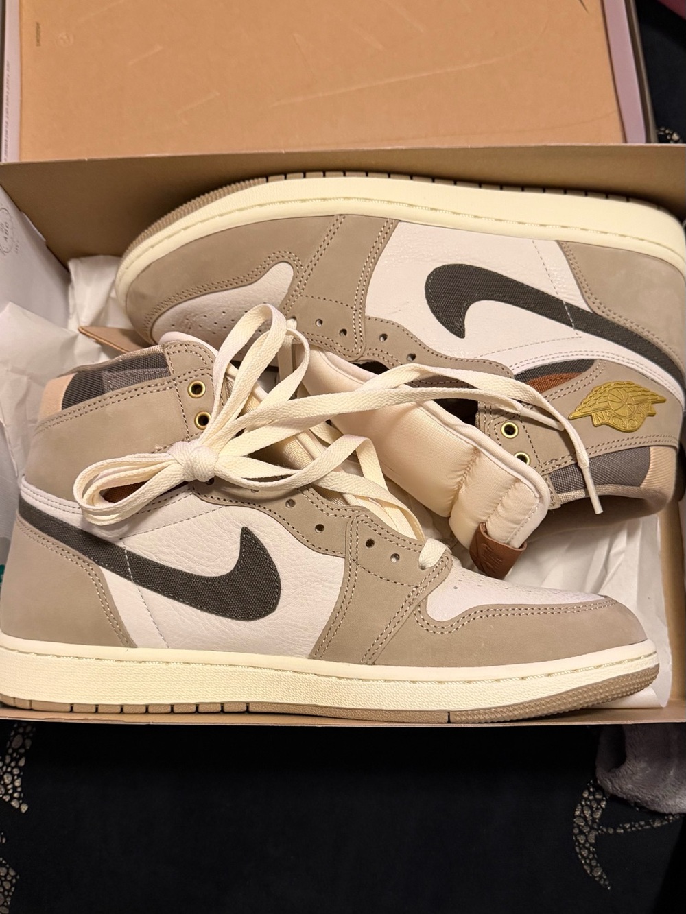 Jordan 1 Retro High OG "Khaki" Women's Shoe  BRAND NEW!
